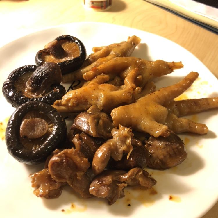 电饭锅脱骨红烧鸡爪