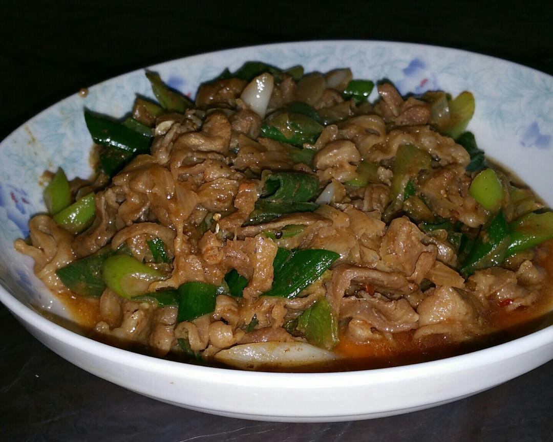 葱爆羊肉卷的做法