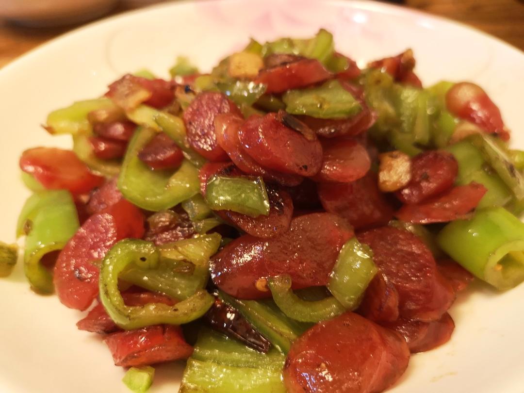 青椒炒香肠