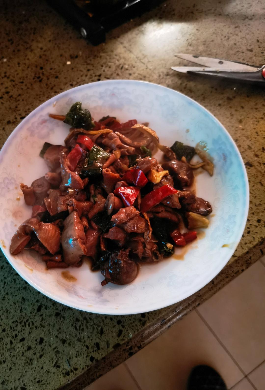 爆炒香辣鸡杂
