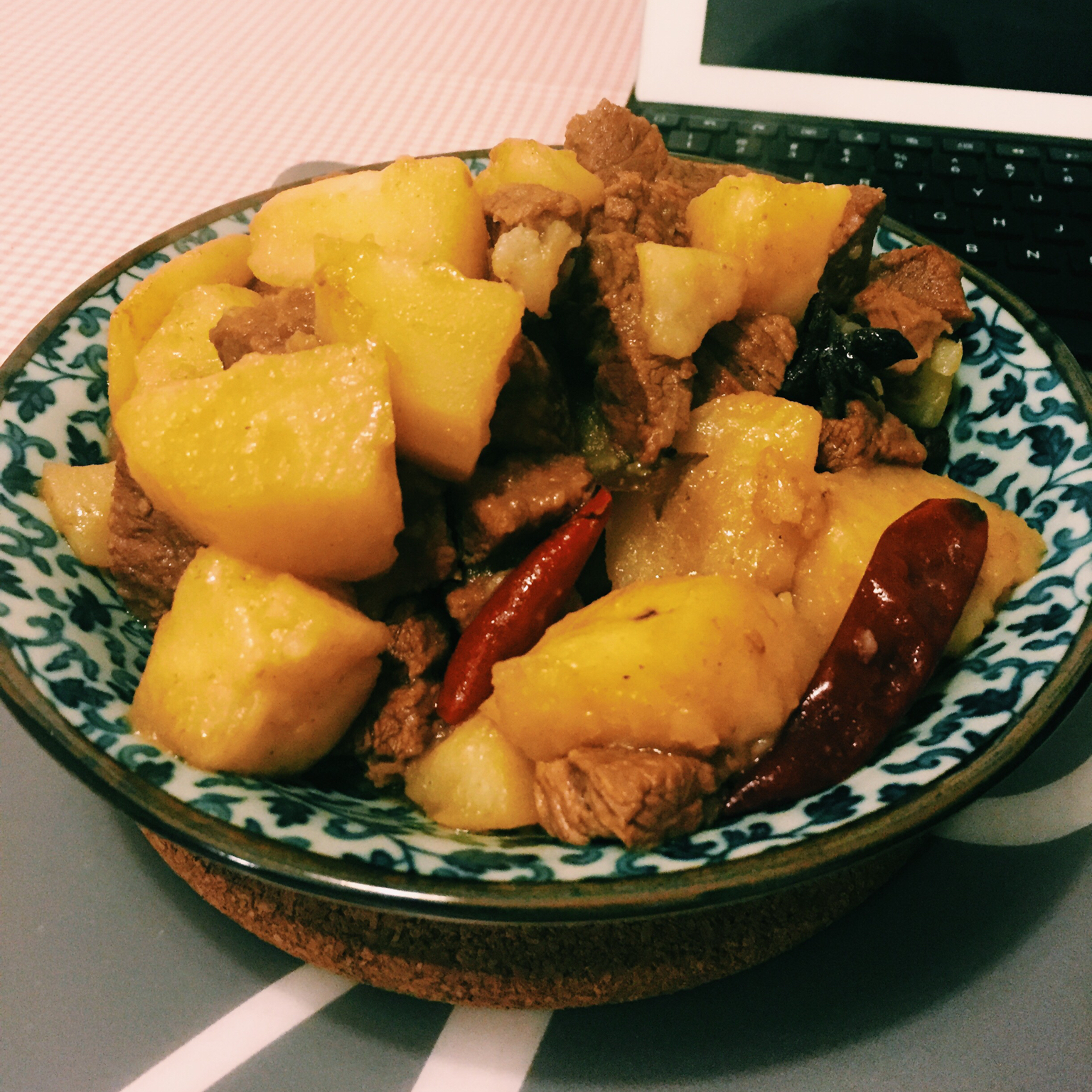 土豆炖牛肉