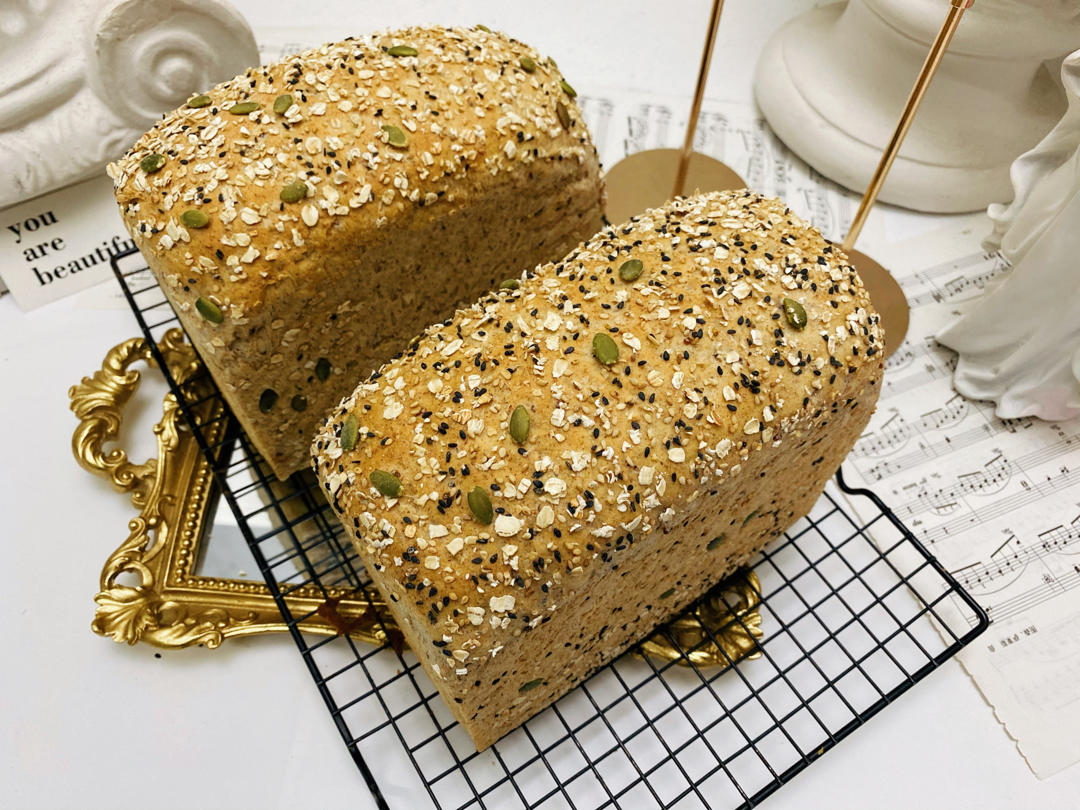 【健康烘培】超低卡黑全麦吐司