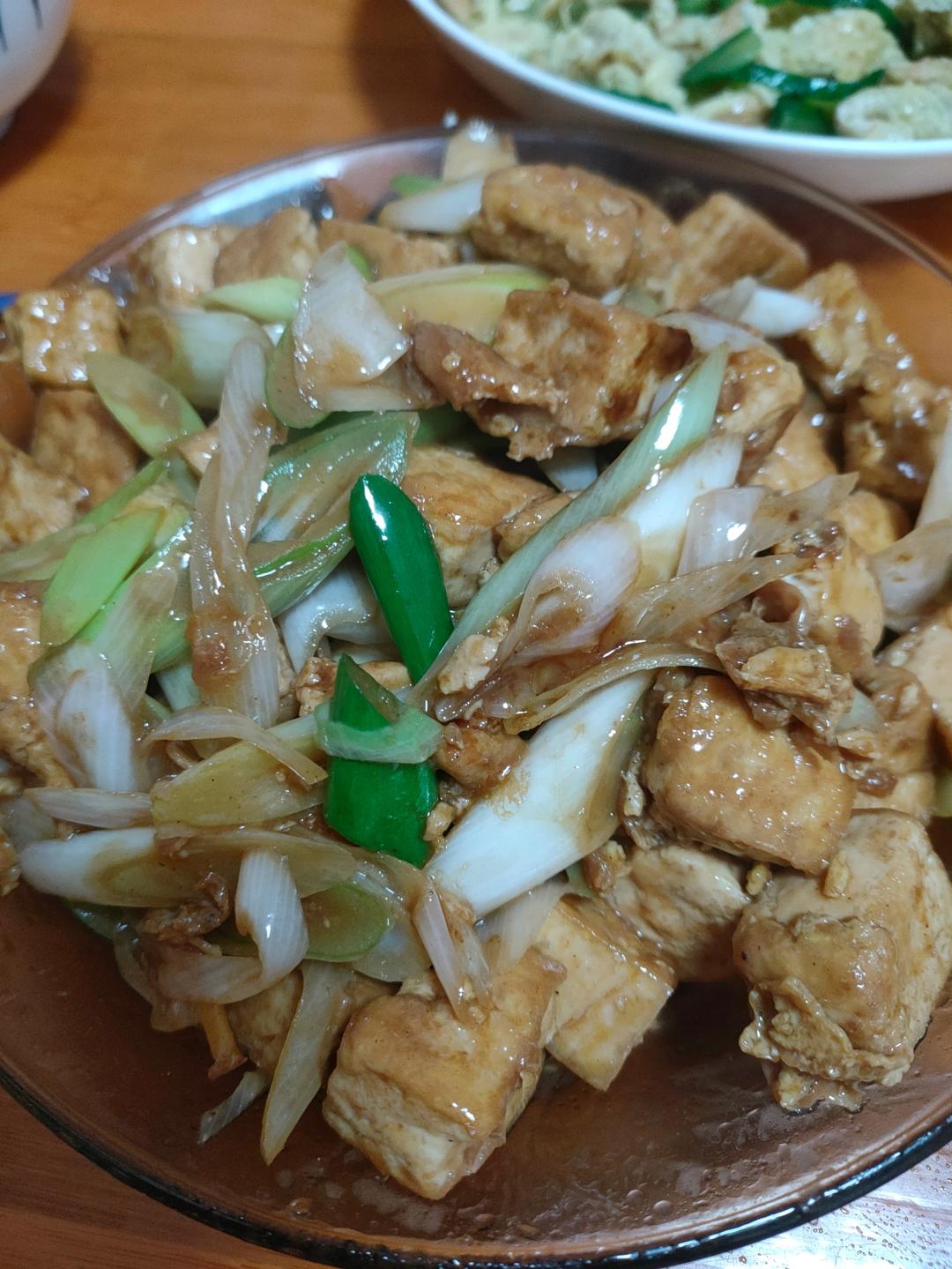 莫西君做的大葱炒豆腐