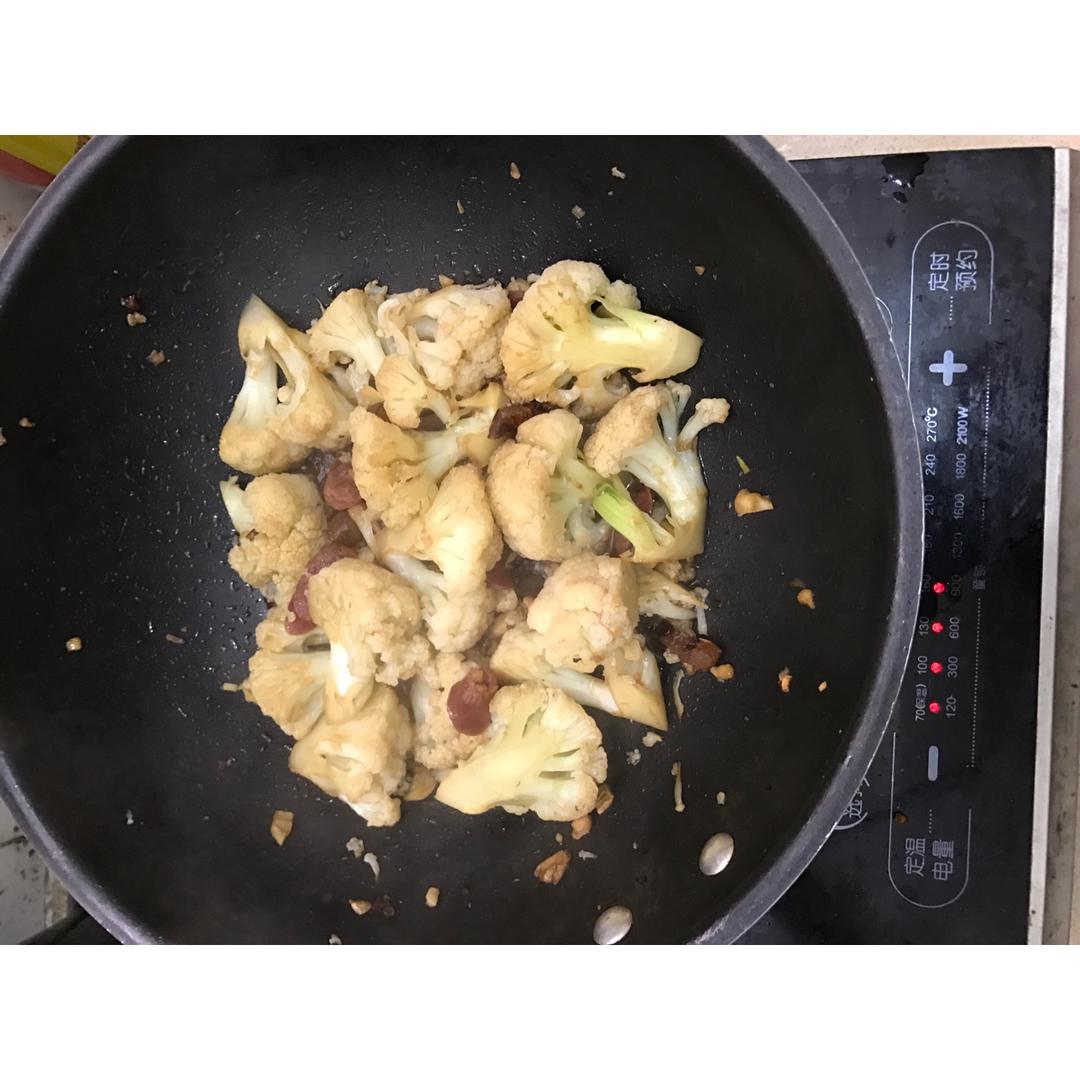 花菜炒腊肠