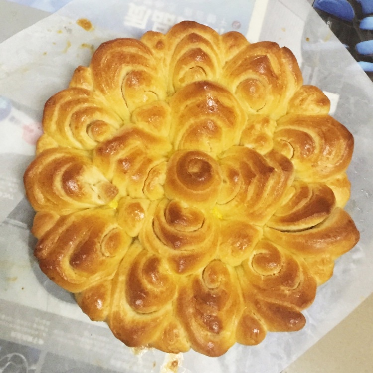 麦色金花面包
