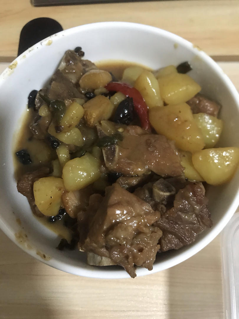 土豆炖排骨