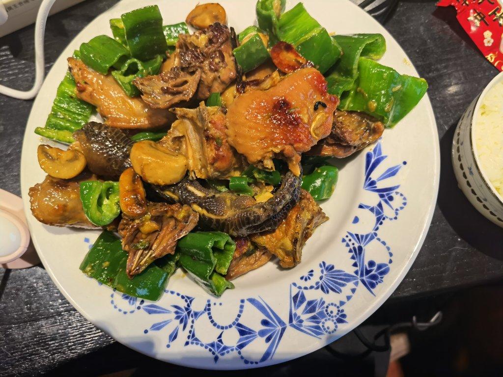 辣椒炒鸡（临沂家常）