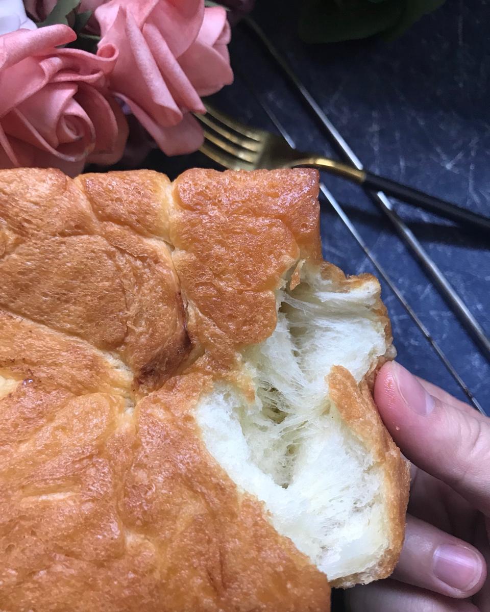 金砖面包－－一个很成功的手撕起酥面包配方