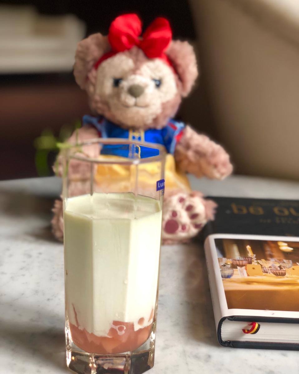 水蜜桃酱+蜜桃抹茶牛奶