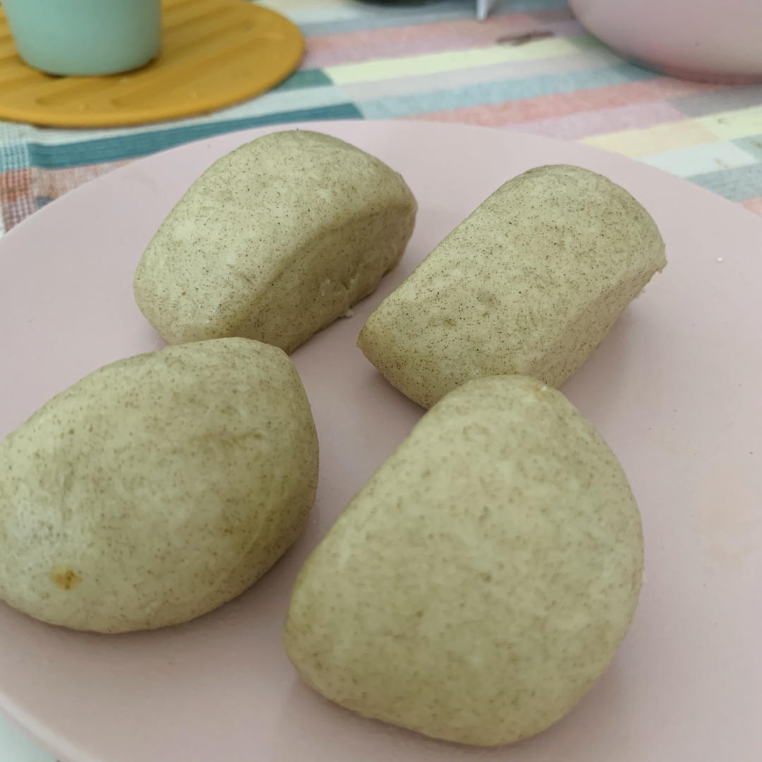 绿豆面切刀馒头