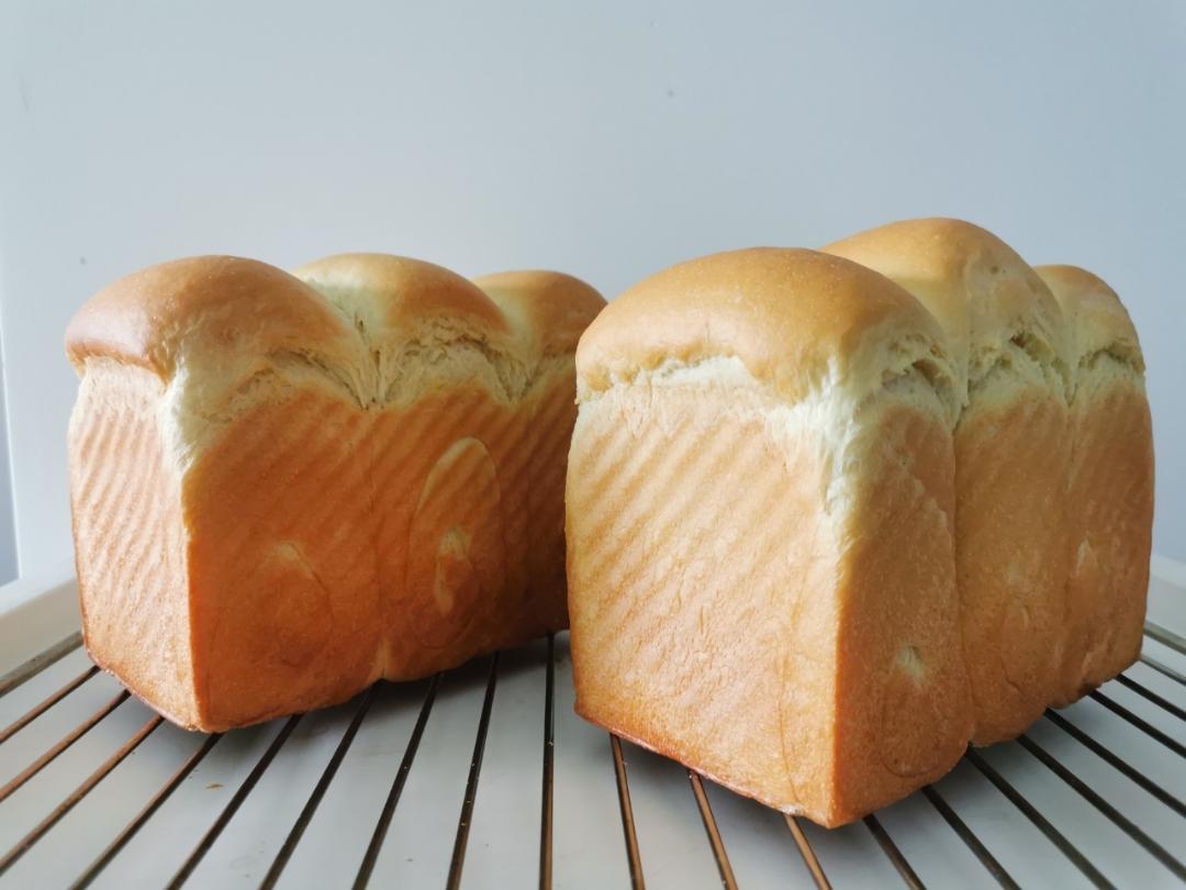 奶香纯粹的重料淡奶油吐司