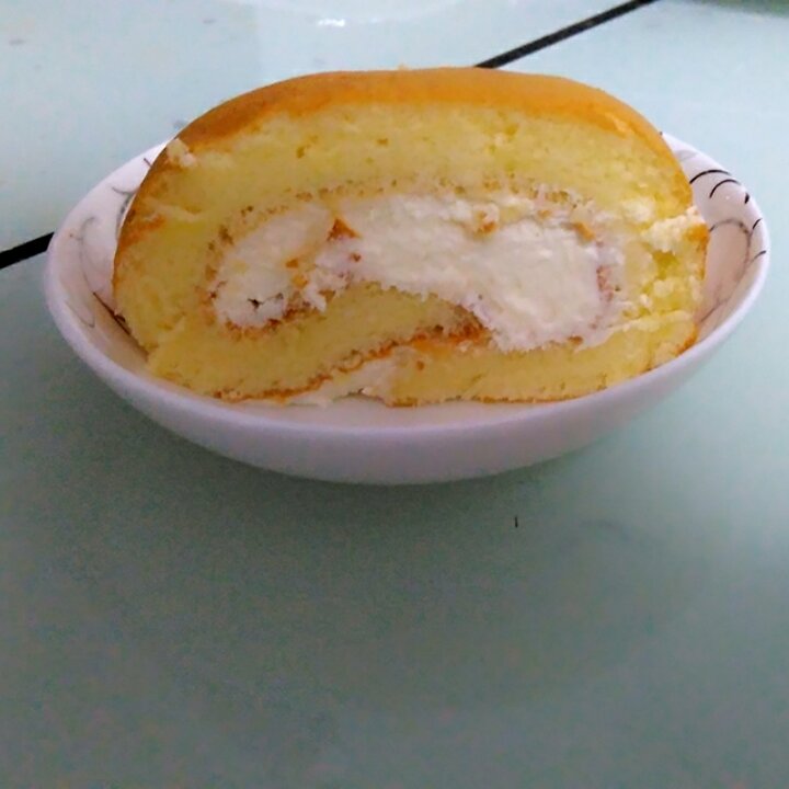 《Tinrry下午茶》教你做基础原味蛋糕卷