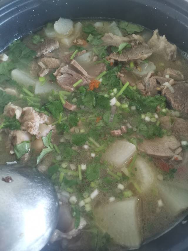 清炖羊肉汤—川羊记