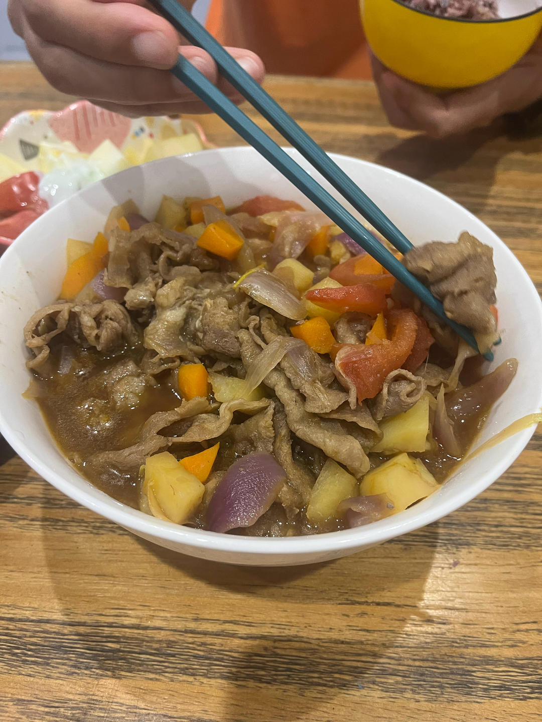 土豆肥牛饭