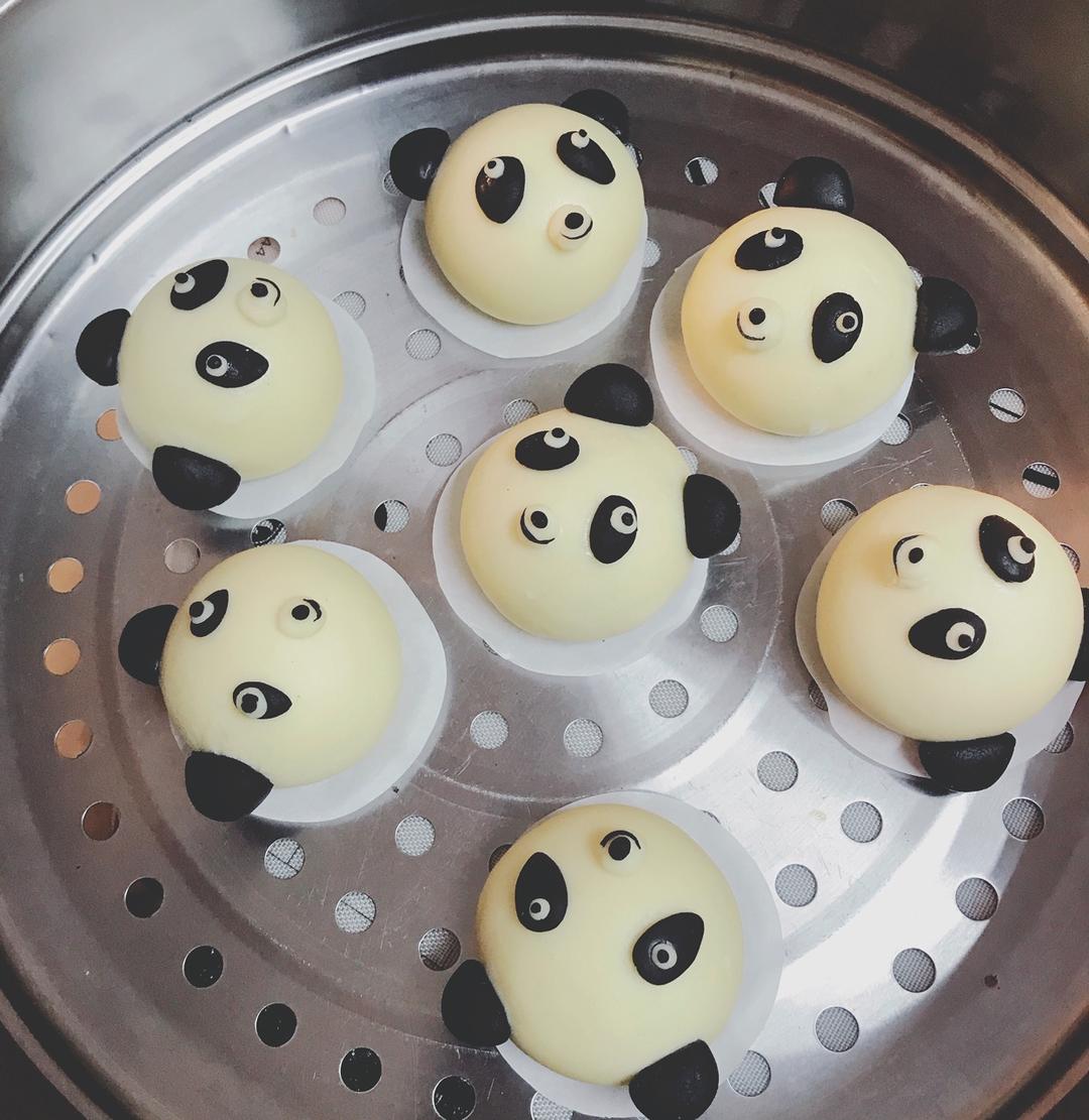 箩筱筱做的熊猫馒头