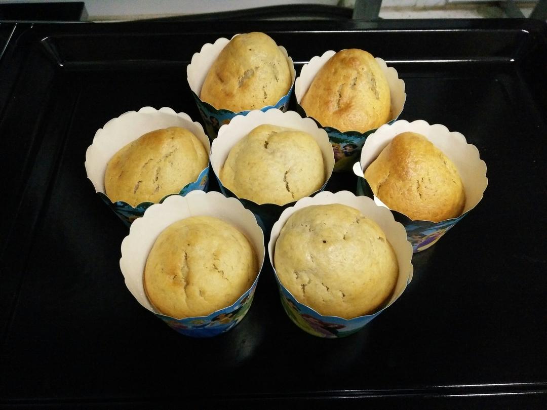 快手香蕉纸杯蛋糕