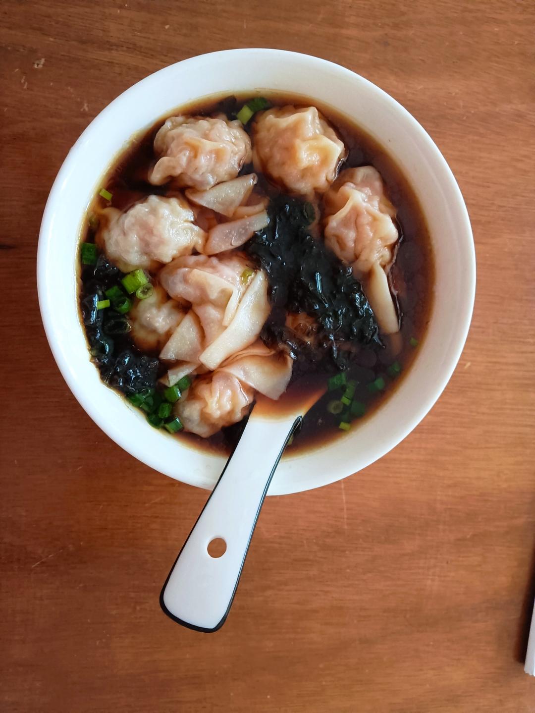 万能的馄饨汤底，可以开店那种