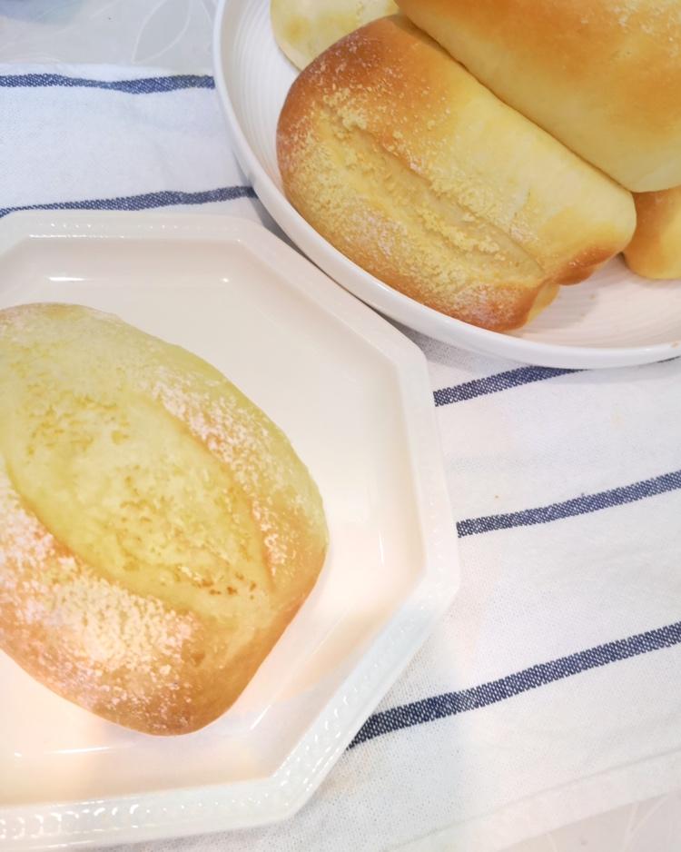 软到不知所措的牛奶卷