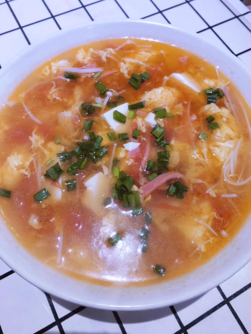 超番茄肥牛菌菇汤