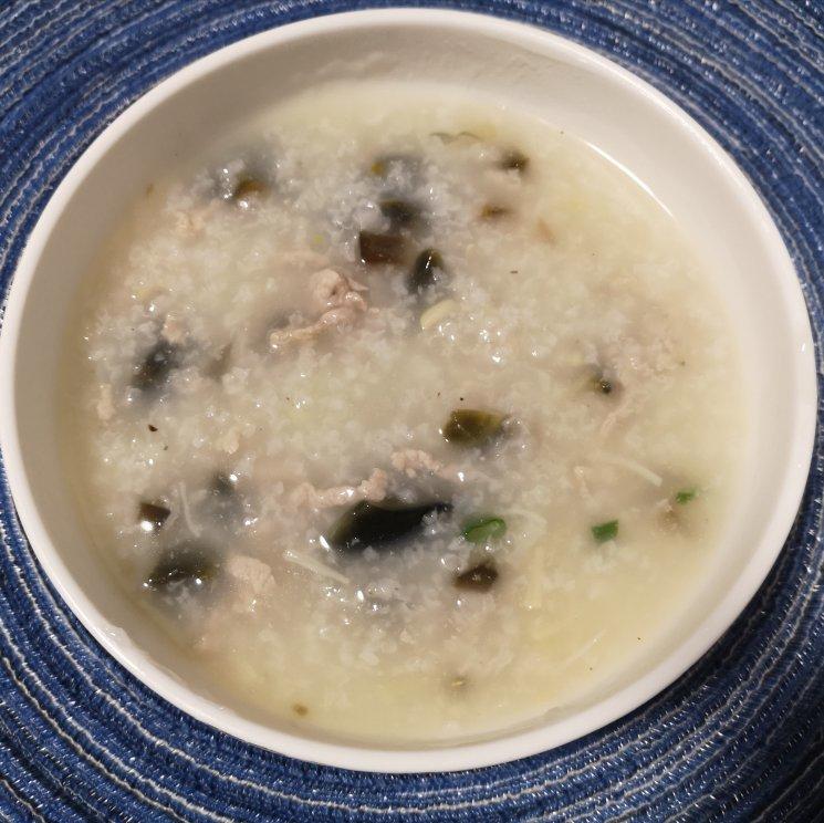 十五分钟快手之香滑皮蛋瘦肉粥(附五分钟电饭煲电压力锅更快捷方法)