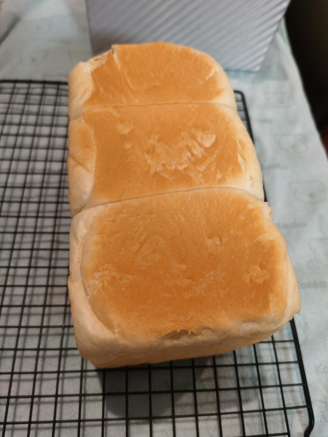 吐司，奶香手撕面包，超级香浓