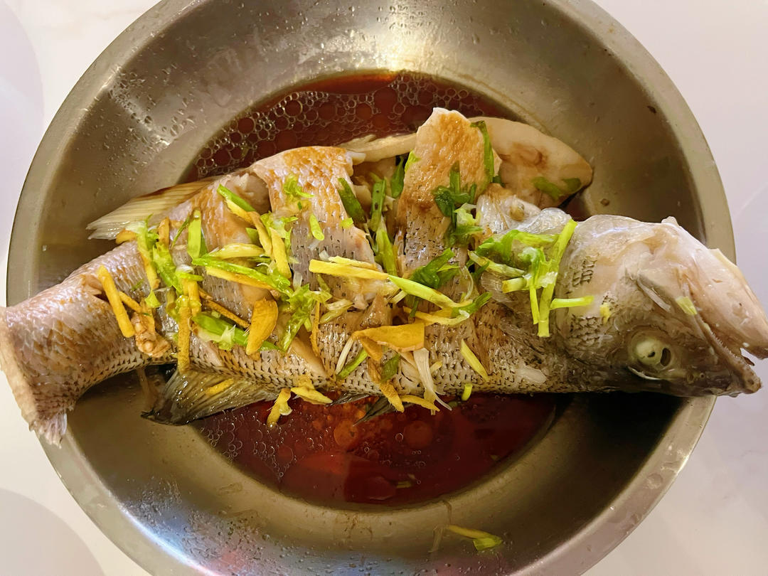 清蒸鲈鱼