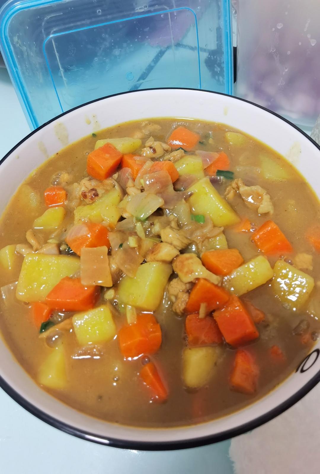鸡肉咖喱土豆（懒人一定要收藏的菜谱😄）