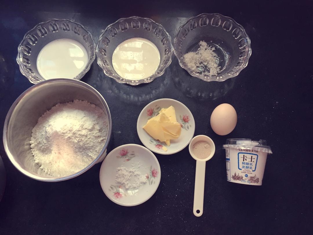 纯奶手撕吐司的做法 步骤1