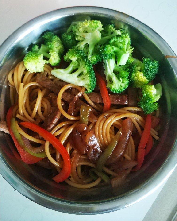 比餐厅好吃的黑椒牛柳意面🍝零失败简单教程