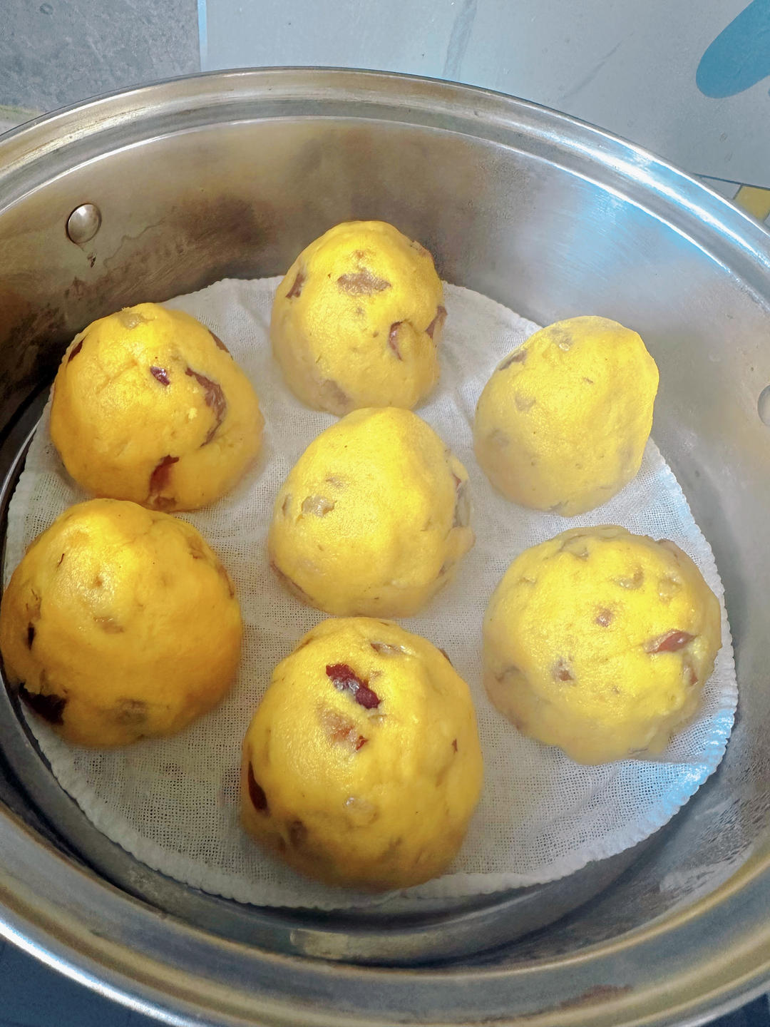 超好吃的红薯+玉米面红枣窝窝头的做法