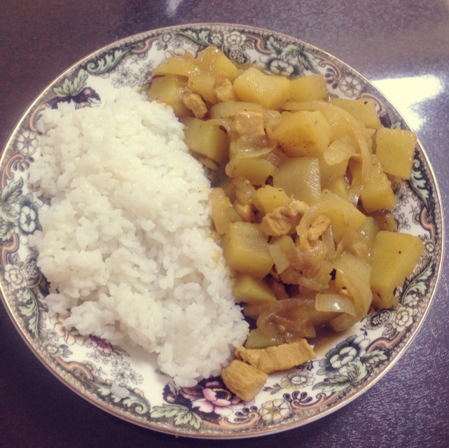 咖喱鸡肉饭