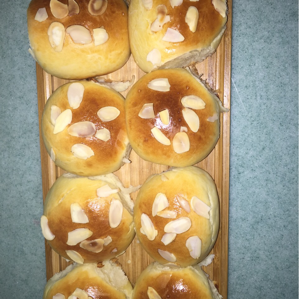 鲜奶油小餐包（一次发酵）