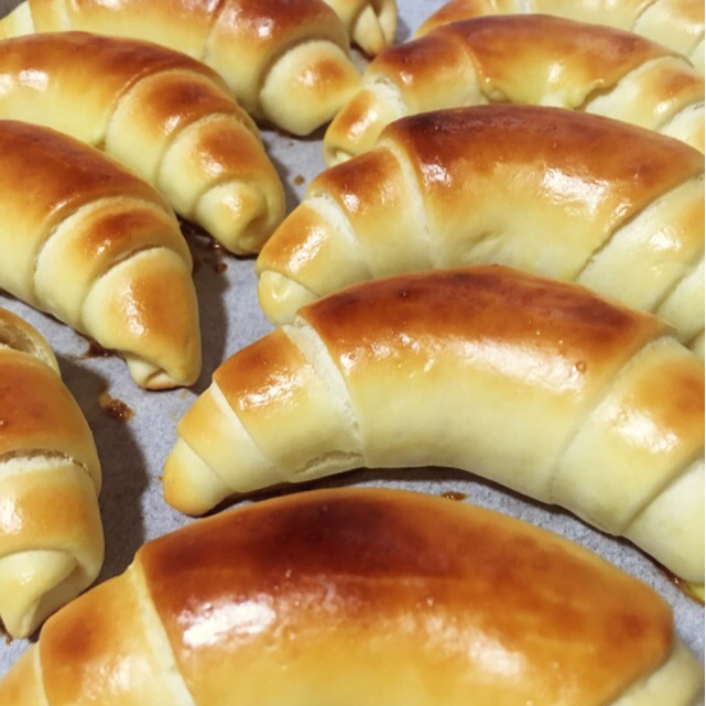 节日里的COMFORT FOOD --- 黄油面包卷