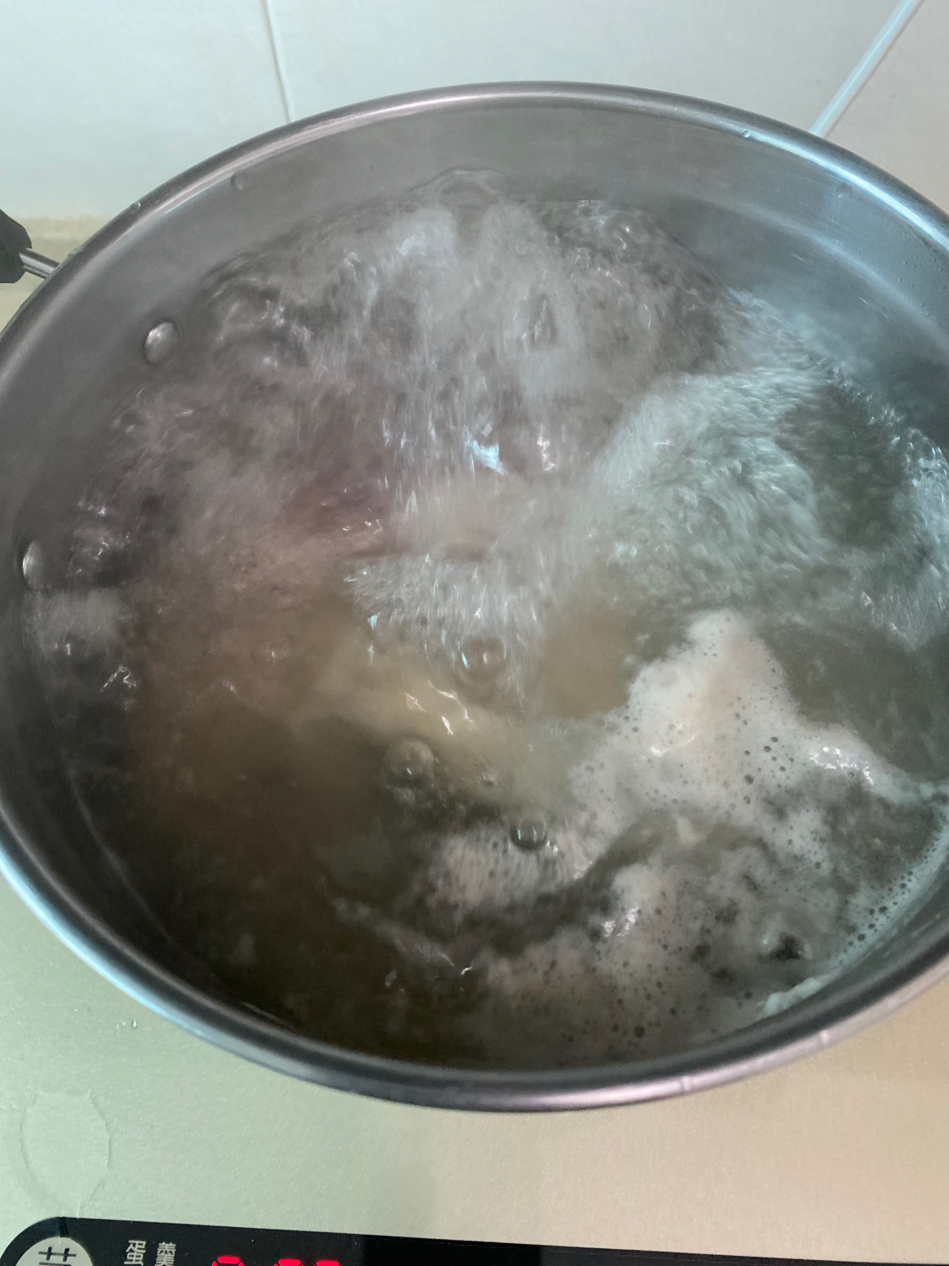 绿豆猪肚排骨汤的做法 步骤8