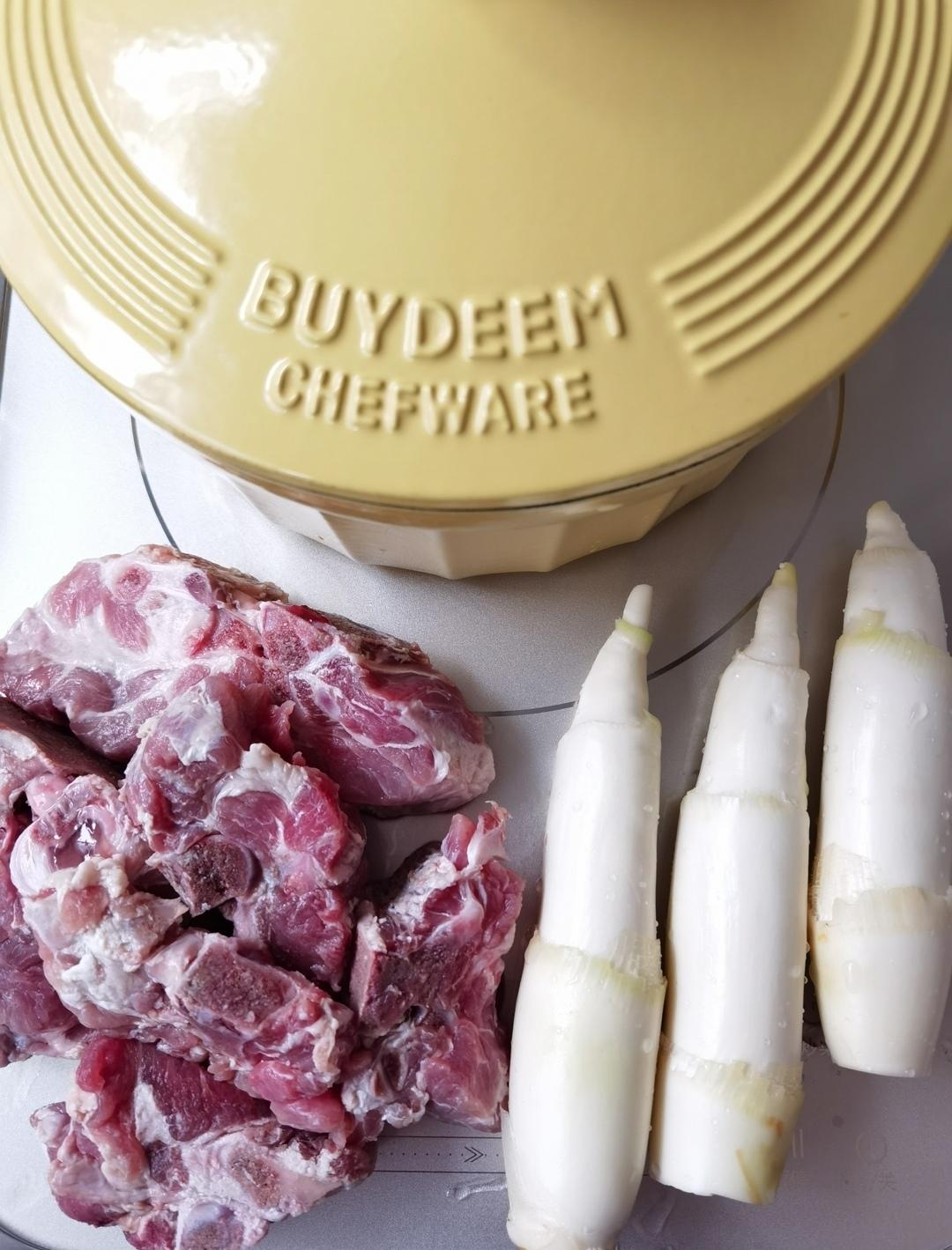 泰式咖喱鸡肉炖土豆萝卜【1月北鼎珐琅锅食谱】