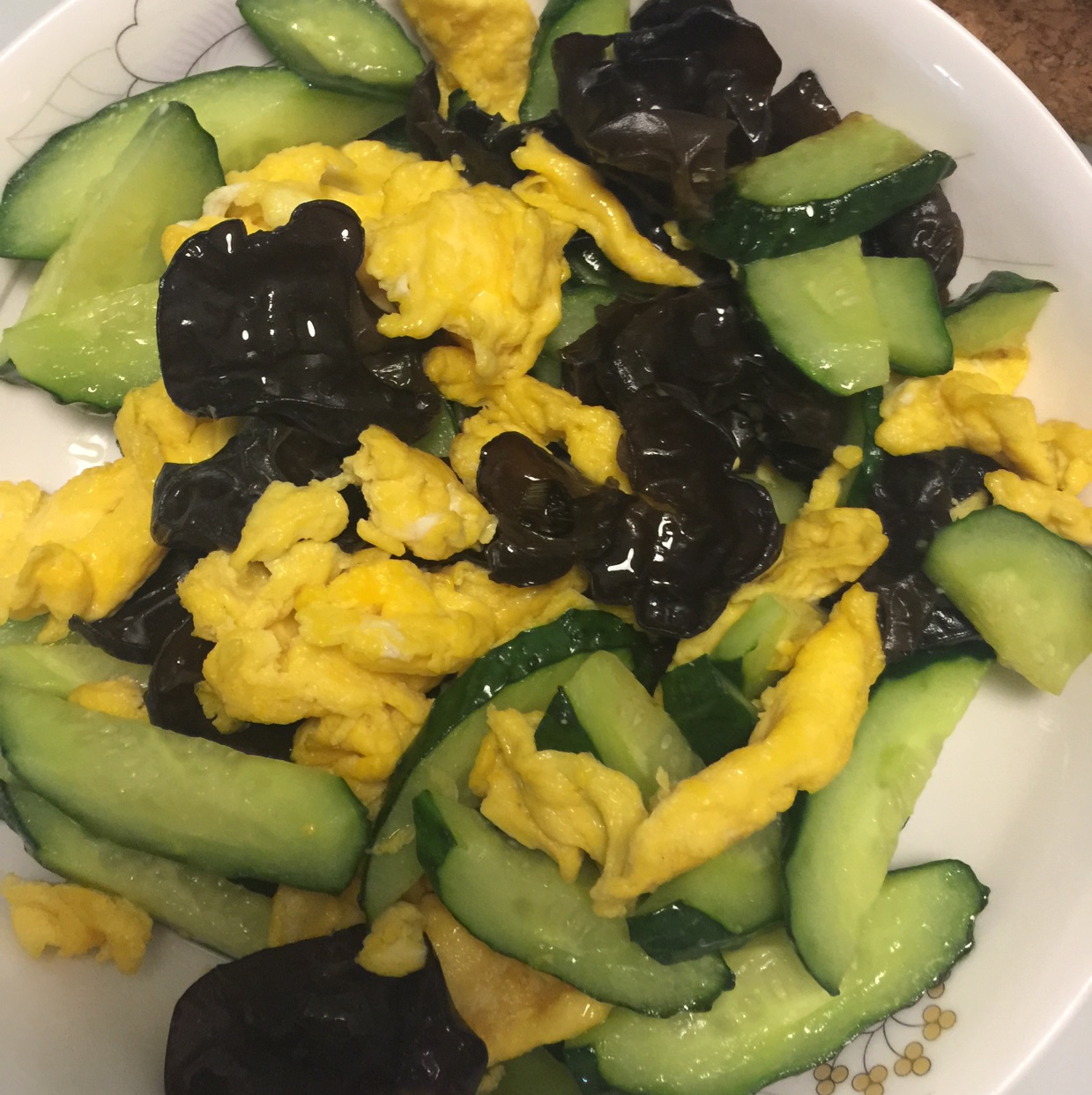 黄瓜木耳鸡蛋