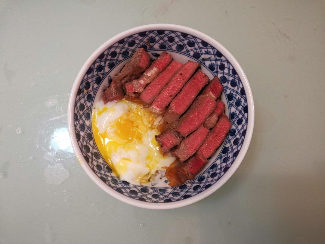 牛排丼