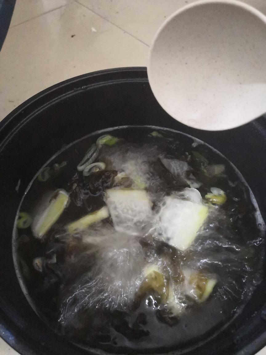 紫菜虾皮冬瓜汤的做法