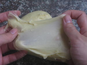 黄金牛奶卷（好久木有撸面包惹~）的做法 步骤6