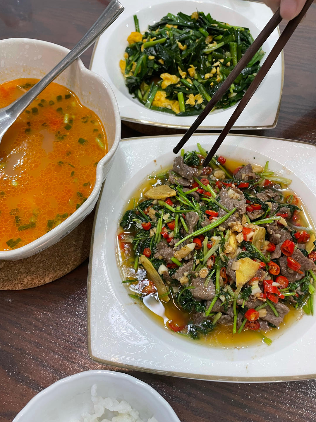 小炒黄牛肉，肉嫩味香！太好吃了简直是米饭杀手！