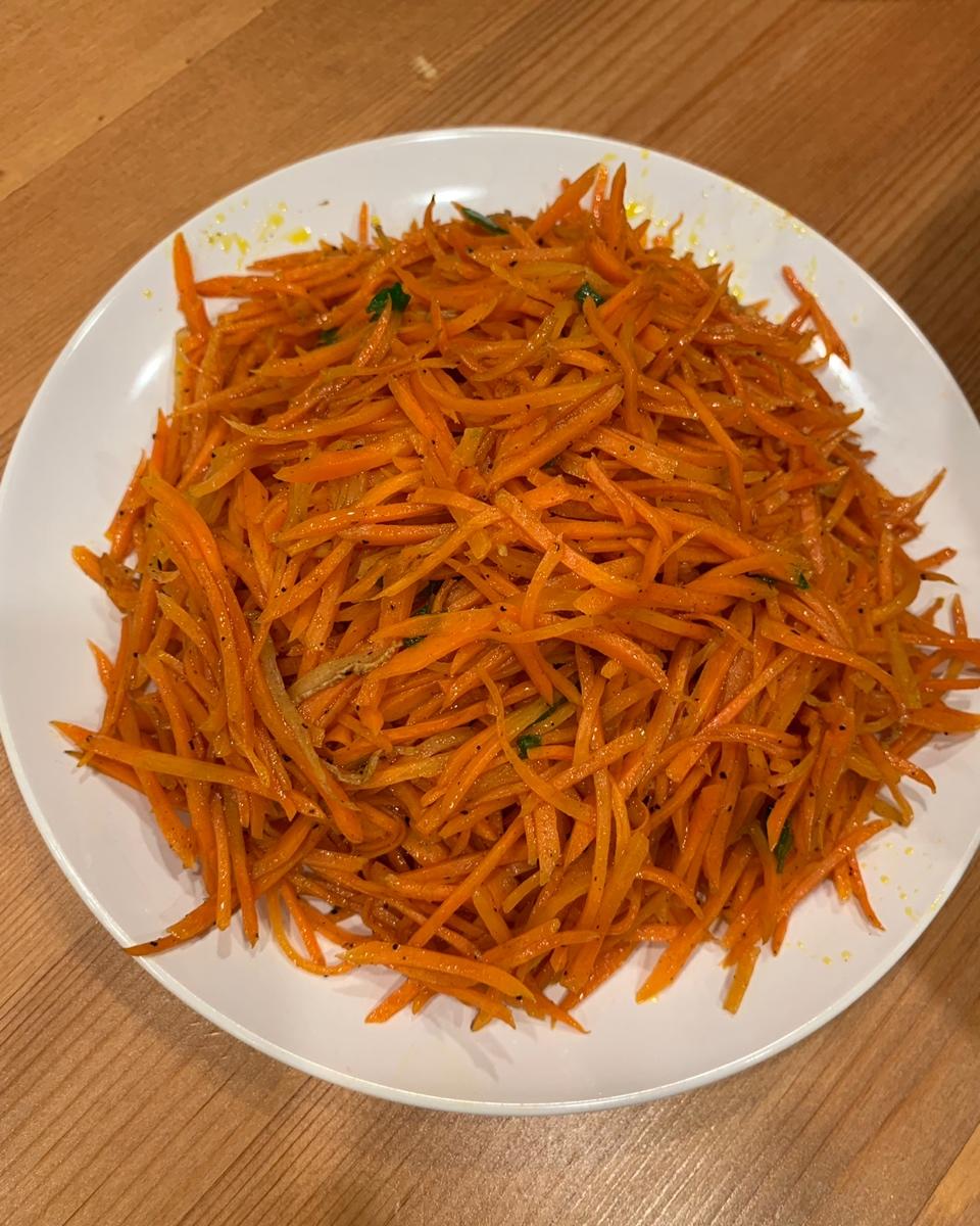 清炒胡萝卜丝
