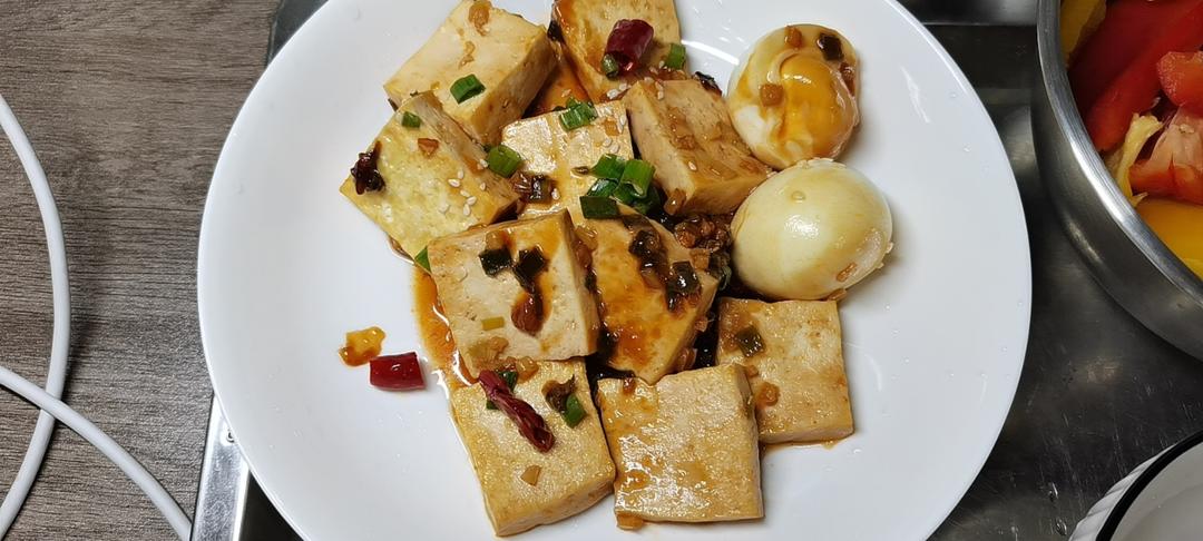 绝不能轻言放弃做的辣子豆腐烩菜吃了会爱上