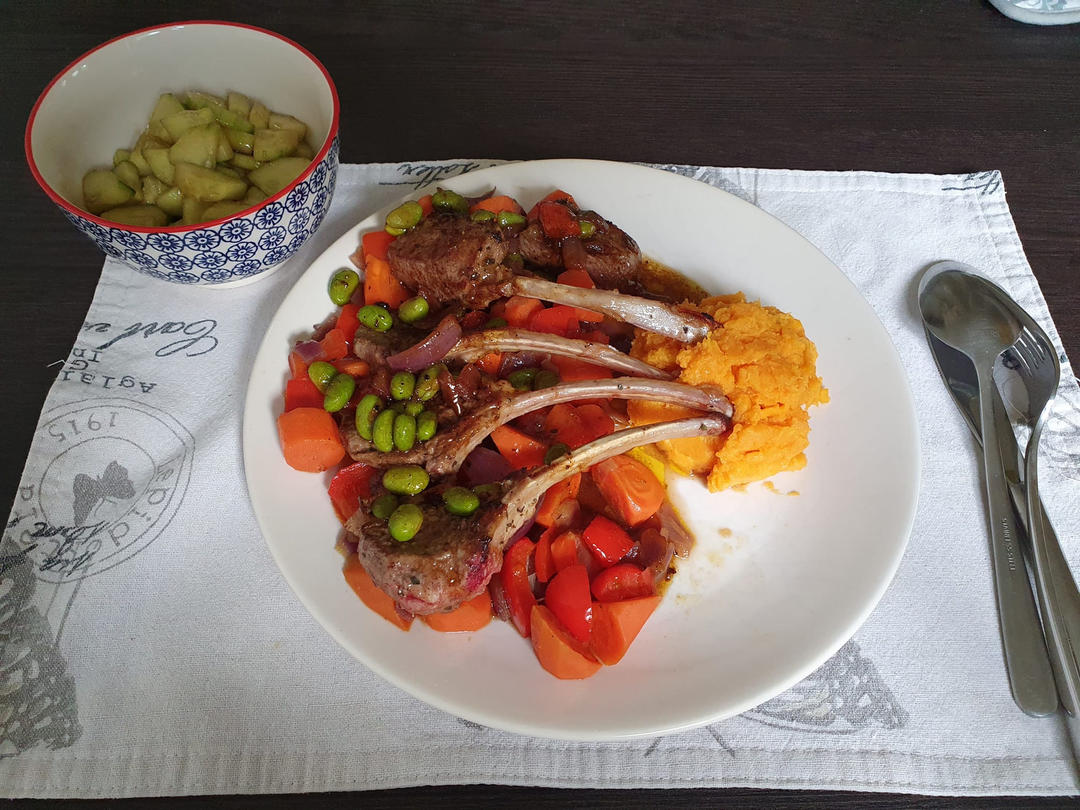 大餐在家轻松做～迷迭香煎法式羊排