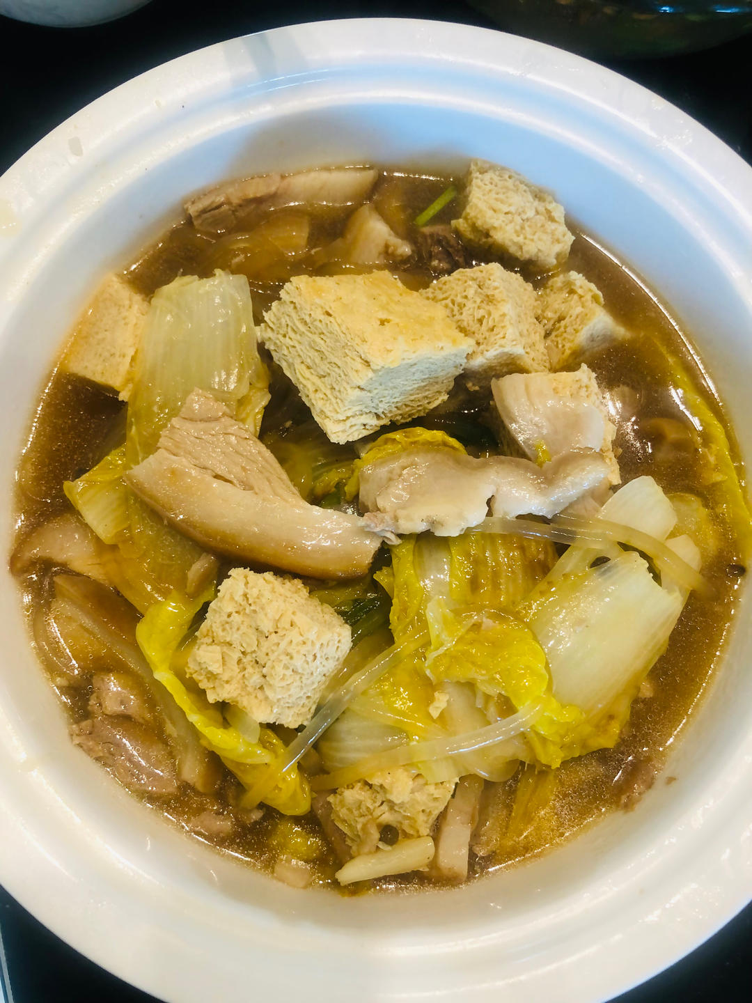 东北炖菜白菜🥬炖肘子肉