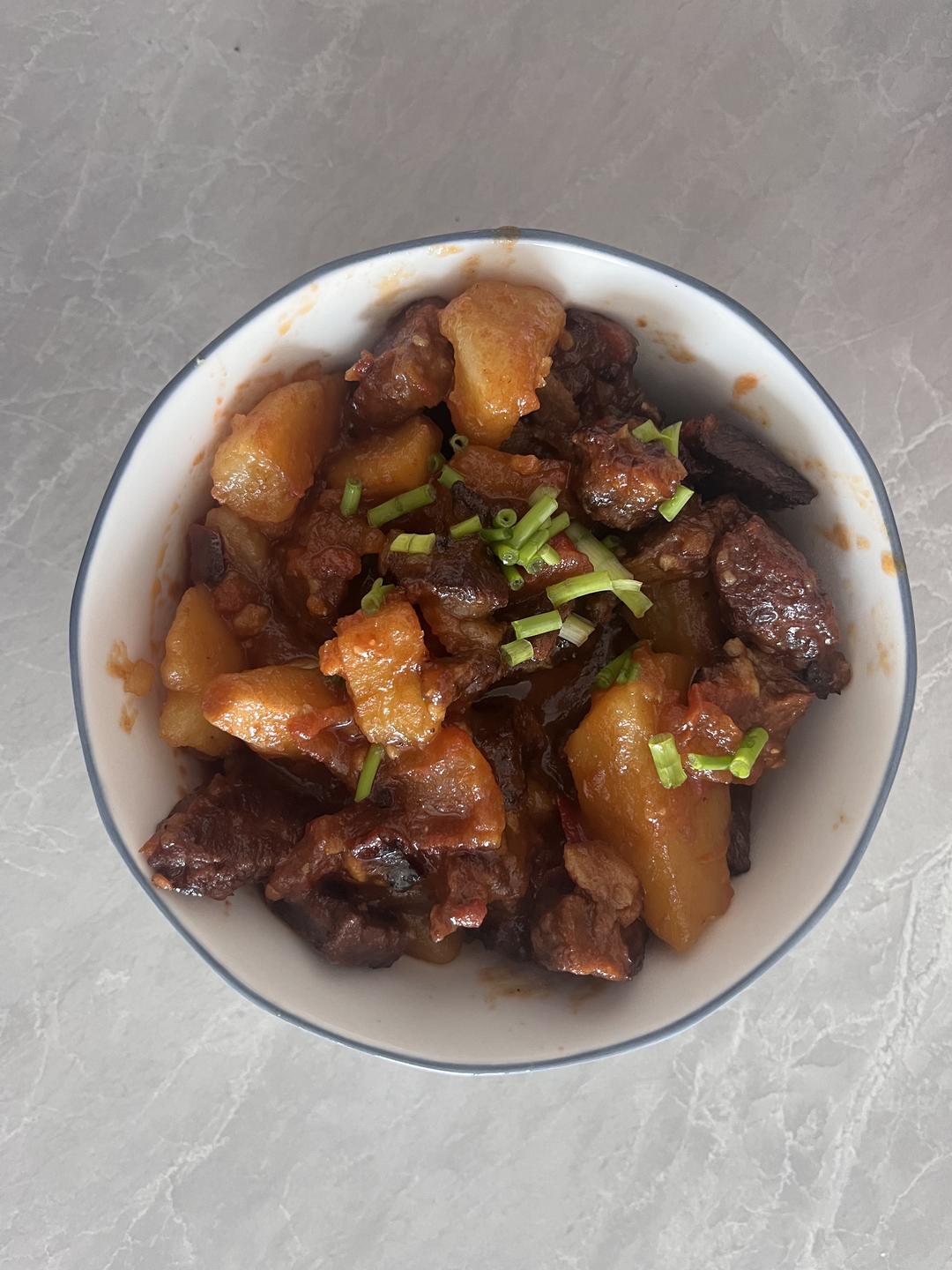 番茄炖牛腩