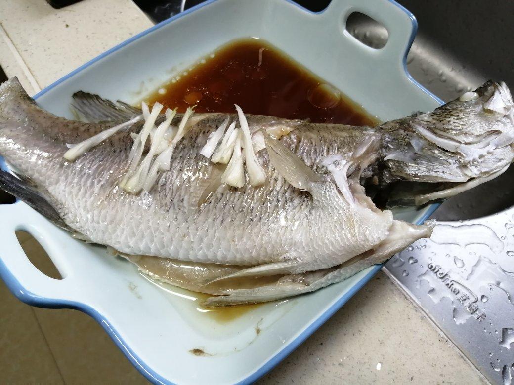 清蒸鲈鱼