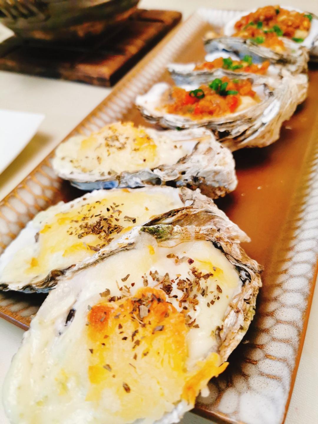 芝士芥末烤生蚝