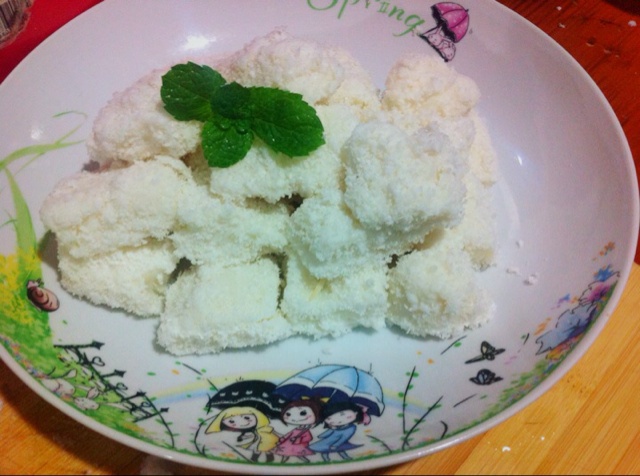 完胜85度C牛奶椰丝小方