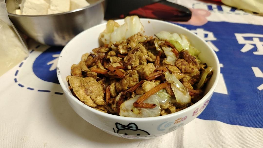 包菜炒鸡蛋