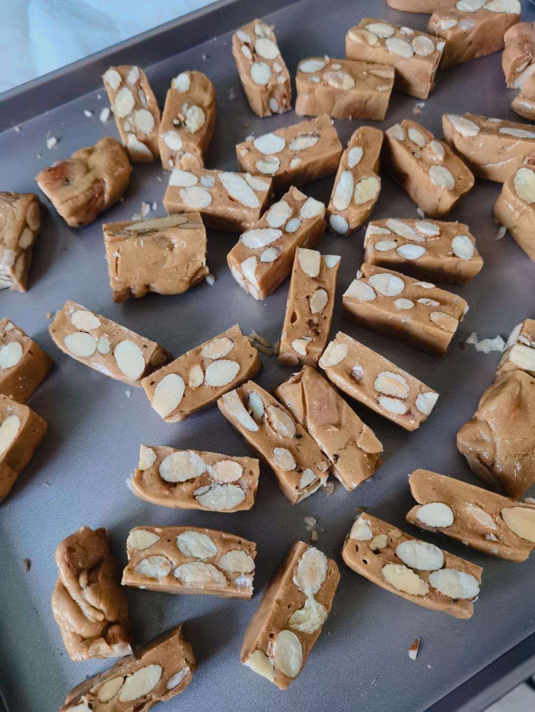 海盐杏仁太妃糖